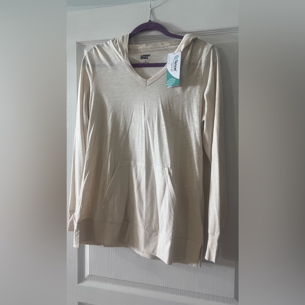 Long sleeve light hoodie